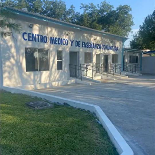 Primer Centro Médico y Social en San Juan Cadereyta, Nuevo León